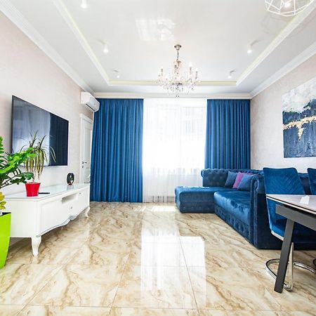 Apartmán Luxury For Business & Pleasure Royal 3 Kyjev Exteriér fotografie