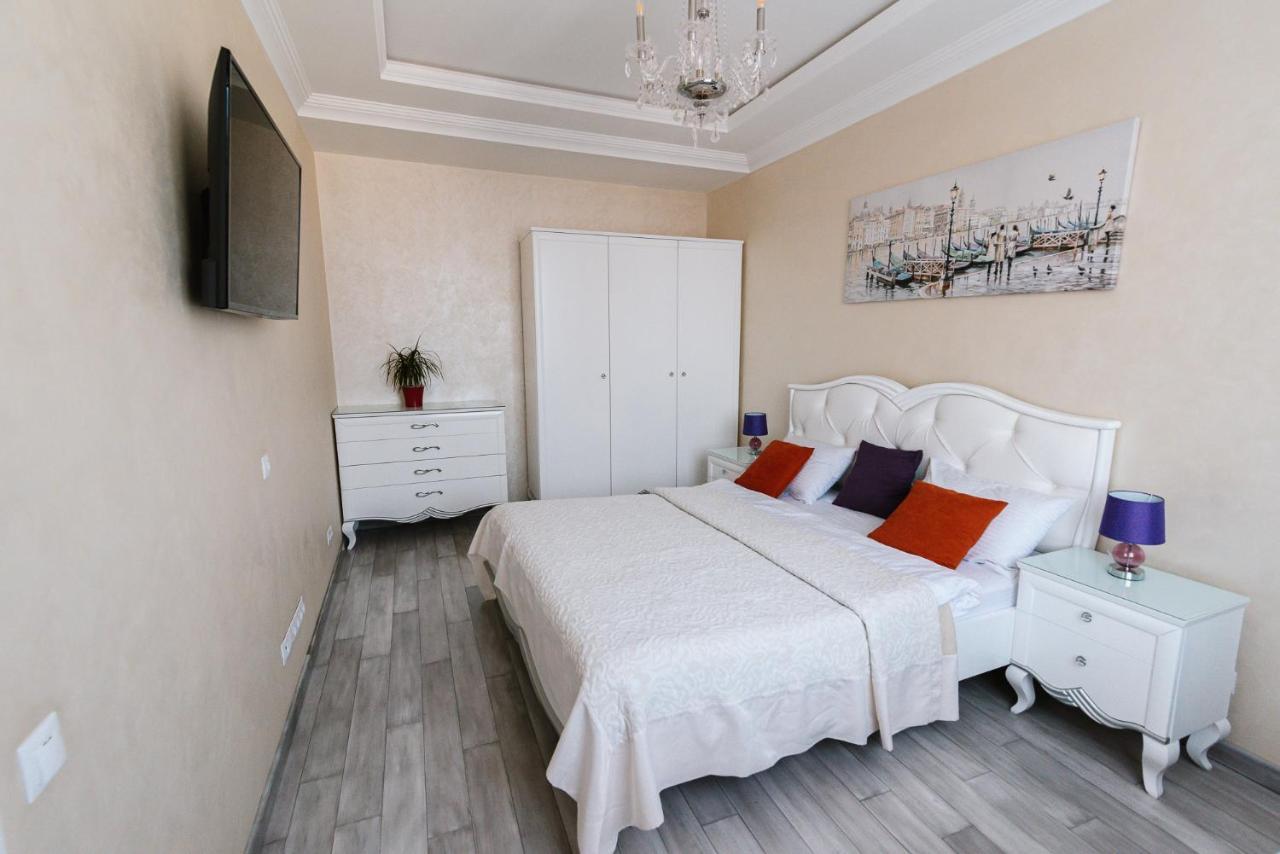 Apartmán Luxury For Business & Pleasure Royal 3 Kyjev Exteriér fotografie