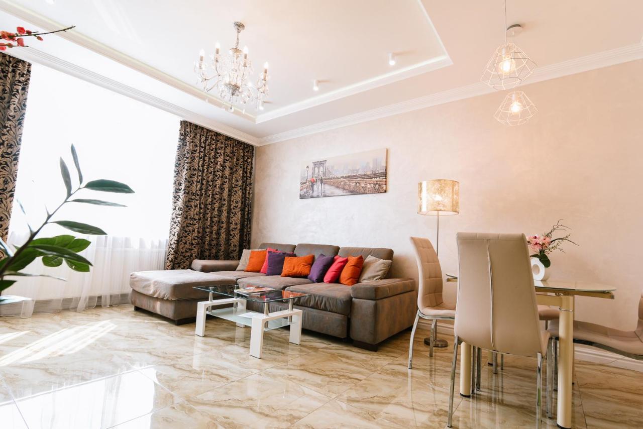 Apartmán Luxury For Business & Pleasure Royal 3 Kyjev Exteriér fotografie
